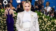 Krajkové kalhotky a průsvitné tílko bez podprsenky. Madonna před sedmdesátkou zase provokuje, veřejnost se jí směje