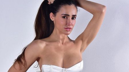 Sexy influencerka práskla, jak poznala, že jí partner zahýbá. Milenku prozradila zdánlivě nepatrná chybička 