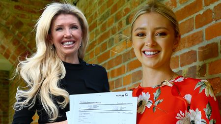 Matka odradila dceru od léčby rakoviny. Krásná Paloma (†23) zemřela o sedm měsíců později