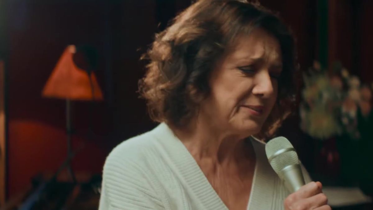 Zpívá celá rodina: Marie Rottrová do studia povolala manžela, syna i vnuky Bruna a Maxe. Bylo to super, rozplývala se