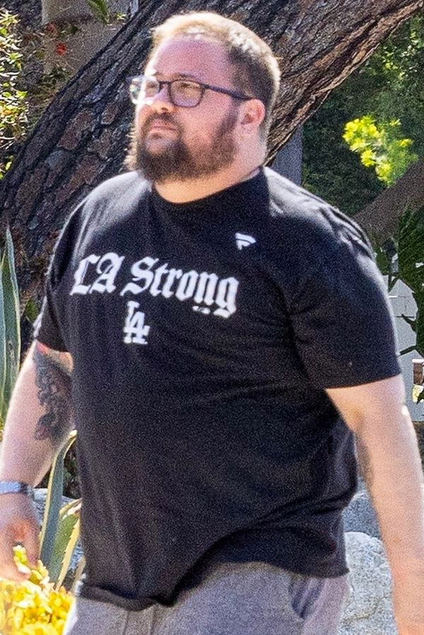 Poznáte syna slavné zpěvačky? Nápověda: Narodil se jako dívka a jeho bratr se nedávno předávkoval - fotka 1/1