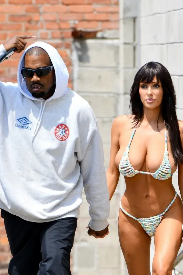 Kanye West měl zaplatit Biance za procházku v jedlých tangách a podprsence naprosto neuvěřitelnou sumu! - fotka 1/1