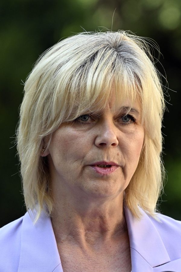 Eva Pavlová oblékla montérky a hurá na pole: Žádná brokolice jí nebyla svatá, osedlala si koně a řídila stroje - fotka 1/1