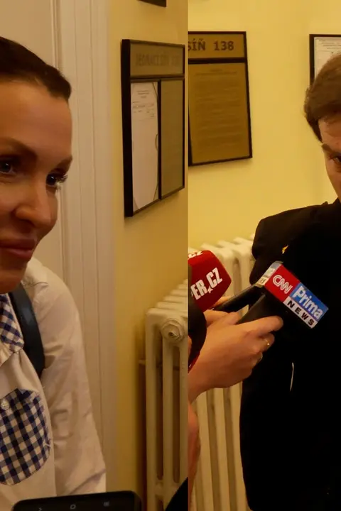 První rozhovor s ženou, která obvinila Adama Krause ze znásilnění. Vinu prý nejprve přiznal. A pak?