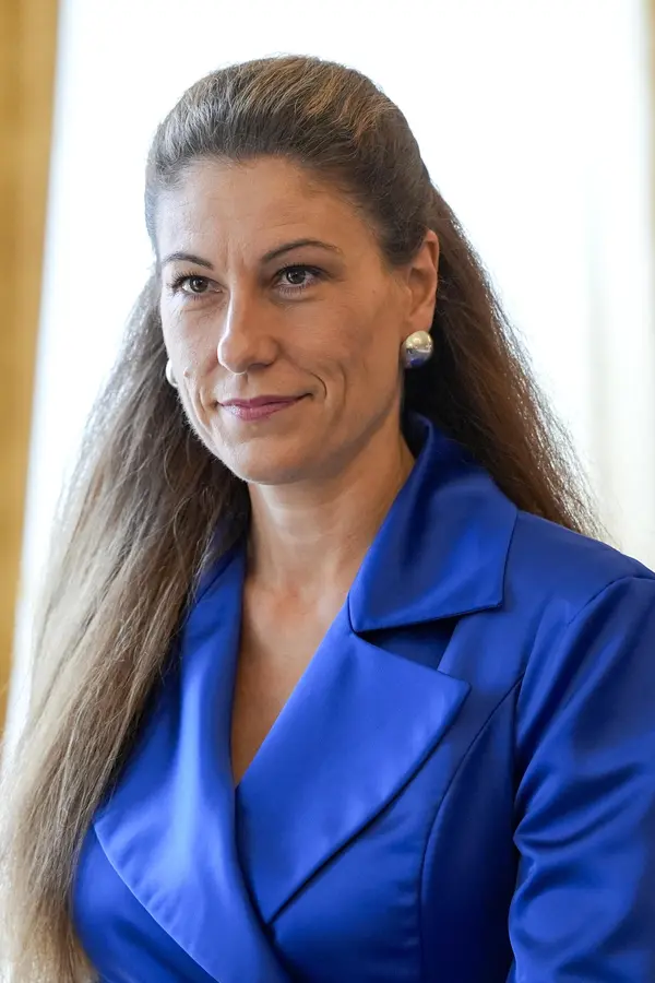 Ministryně spravedlnosti Eva Decroix se ukázala v plavkách a hejtrům vyslala jasný vzkaz. Jásá i Biomasa Jacques  - fotka 1/1
