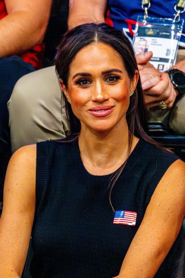 Meghan a Harry se pochlubili rodinnými záběry z narozeninového překvapení pro dceru. A zase to schytali - fotka 1/1