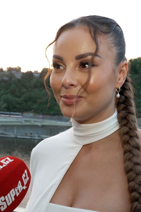 Monika Bagárová po třech letech konečně mluví o společném hnízdečku lásky s fešným přítelem Leem