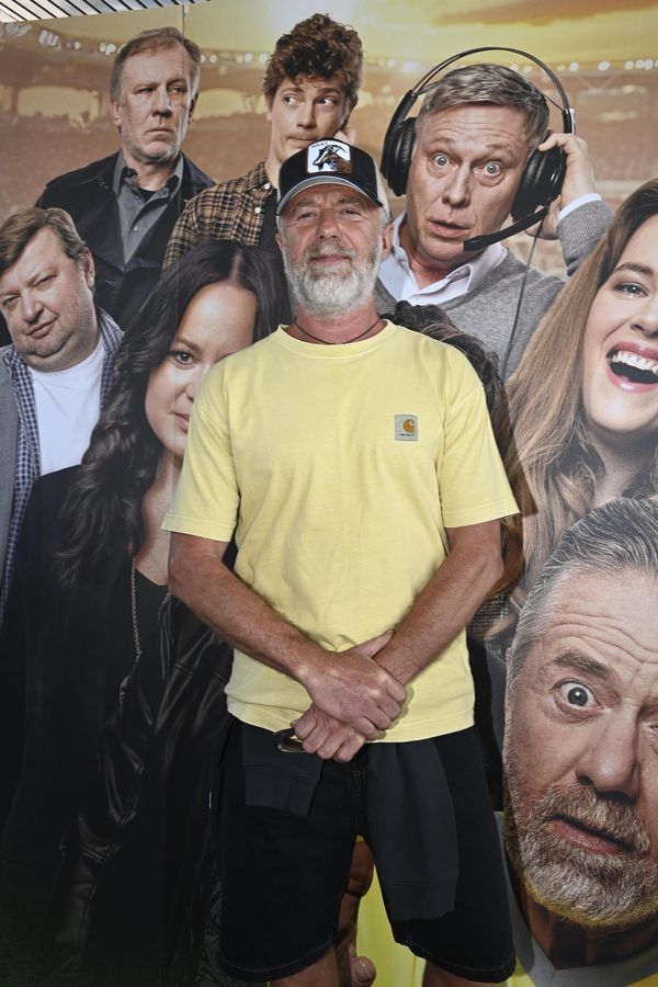 Jiří Langmajer šel do plavek a rozsekal fanoušky: Proč nevypadám jako ti vypracovaní chlápci na skútrech? - fotka 1/1