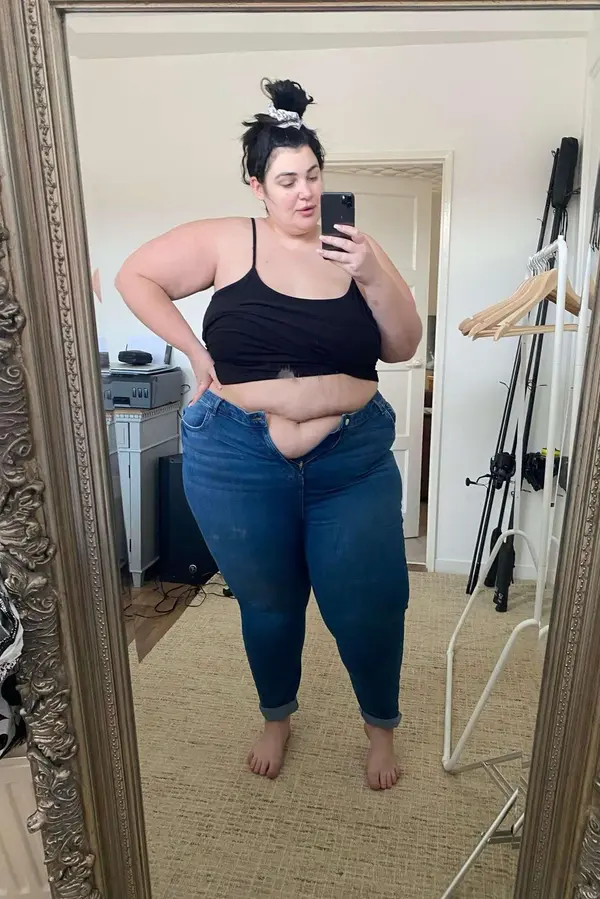 Žena vážila 190 kilo a živila se jen fast foodem: Po trapasu v zábavním parku je k nepoznání - fotka 1/1