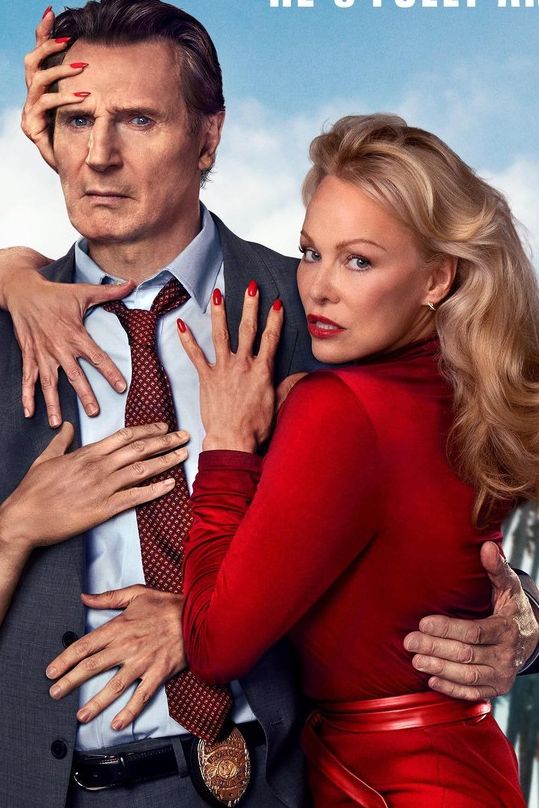 Jak řekla, tak udělala. Kvůli roli Pamela opět nahodila make-up a je z ní svůdná femme fatale - fotka 1/1
