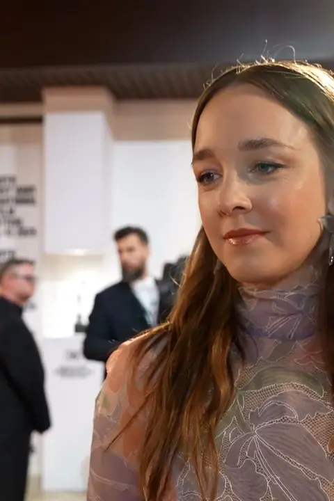 Vary šeredně odmarodila: Denisa Barešová kvůli střevním potížím ležela v hotelu, zato jí perfektně seděly upnuté šaty