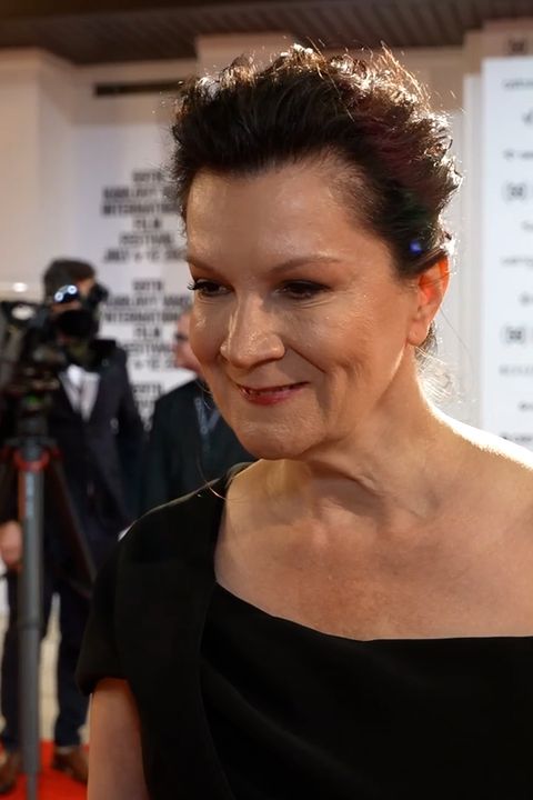 Tajemství modelu Jitky Čvančarové na karlovarském festivalu: Opravdu zhubla a pomohli jsme jí korzetem, říká návrhářka