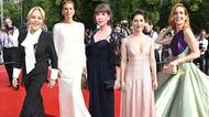 Zahájení festivalu ve Varech: Elegantní Bartošková, Geislerová v pivních šatech i výstřihy Nesvačilové a Issové