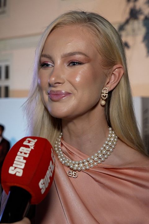 Nejkrásnější blondýnka Česka podstupuje bolestivé zákroky! Strašně trpí, ale nejde to jinak
