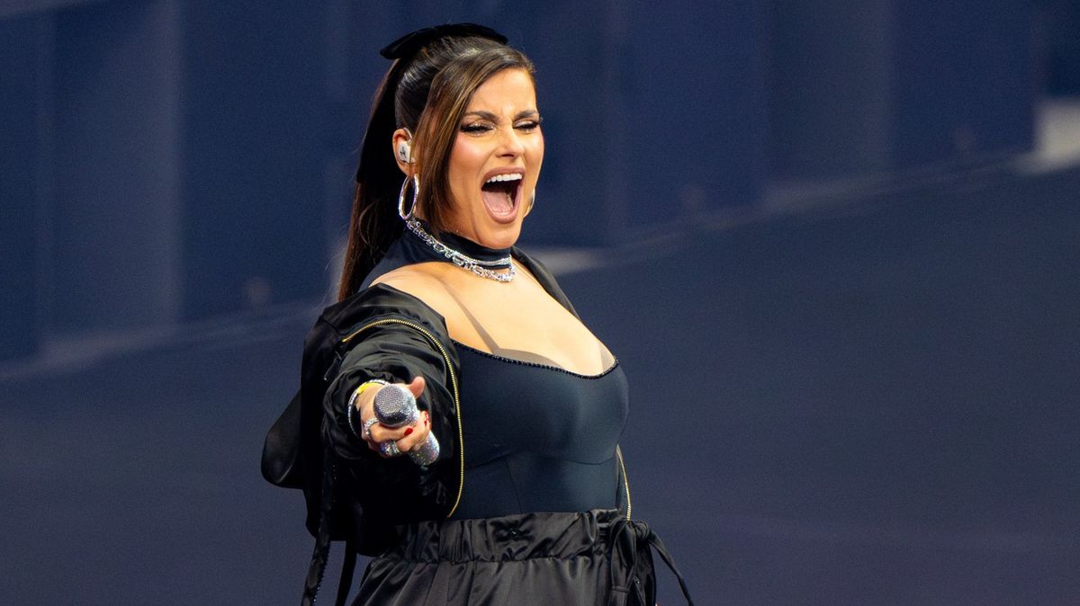 Velikost Nelly Furtado šokovala fanoušky. Na pódiu křepčila v minisukni a upnutém tílku