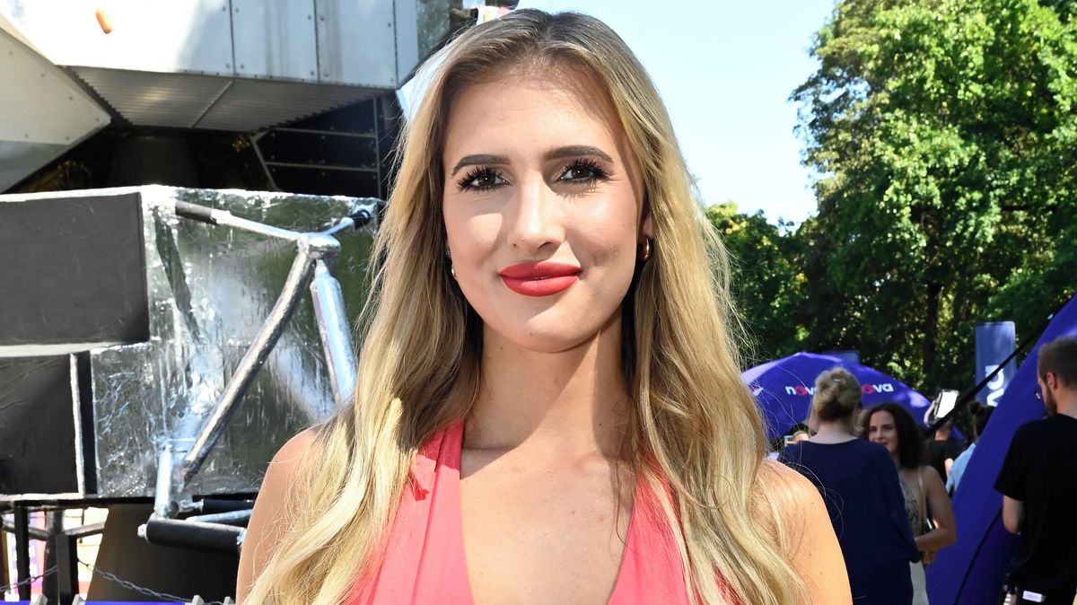 Vítězka Bachelora přiznala nepovedenou plastiku. Sabina Pšádová se chystá znovu pod kudlu
