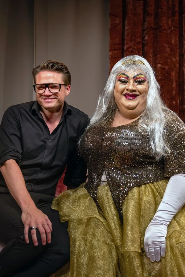 Chi Chi na gauči, kde nazul růžové lodičky Brzobohatý, končí. Česká televize nemá pro fanoušky pořadu dobrou zprávu - fotka 1/1
