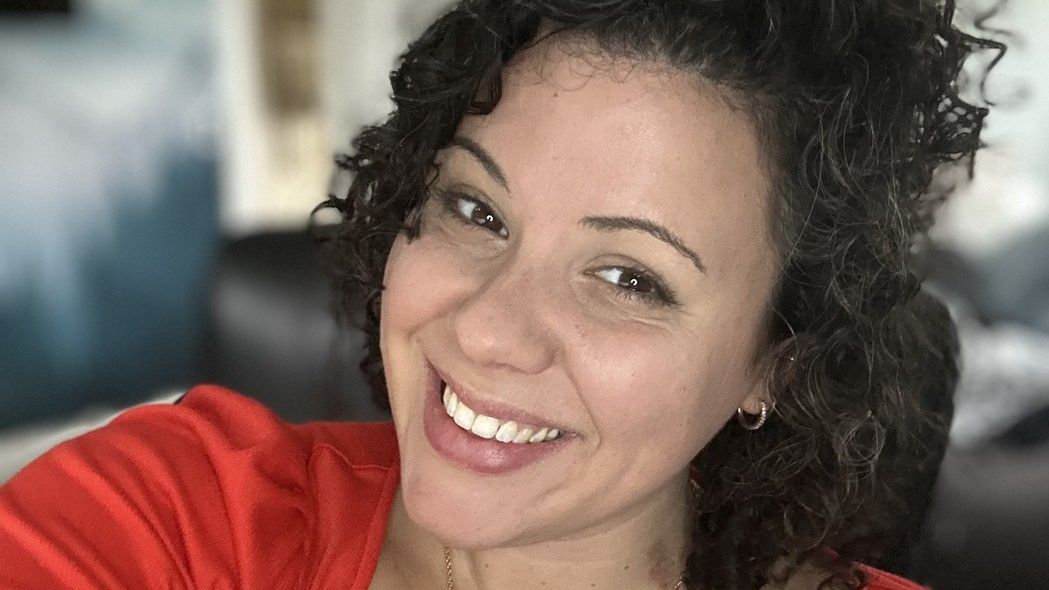 Američanka čekala s prvním polibkem do 32 let. „Strašně mě zajímalo, jaký je pocit mít cucflek,“ přiznává