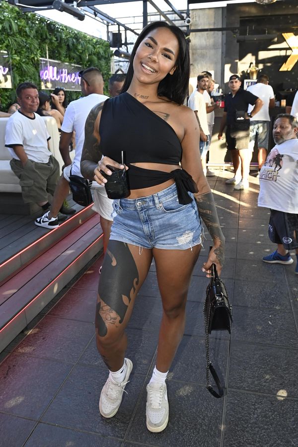 Angie Mangombe je podruhé těhotná. Očekávání miminka zatajila kvůli zápasu v Clashi! A pak přišel další šok  - fotka 1/1