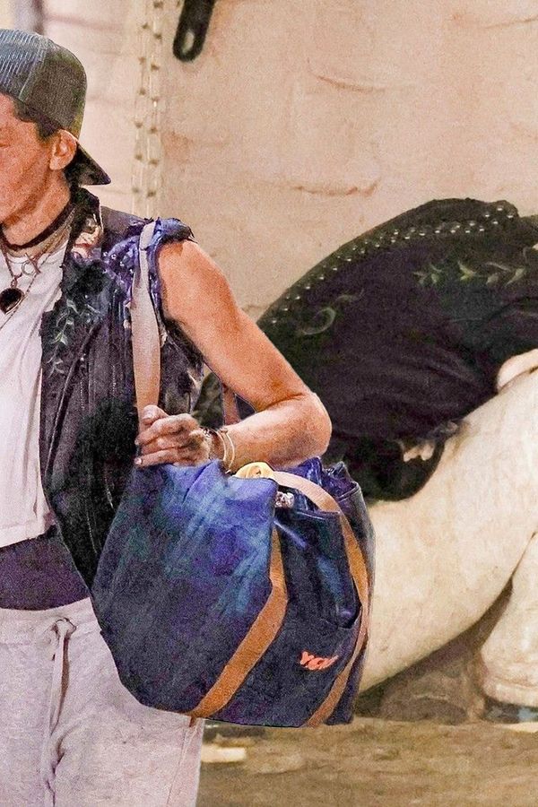 Šílený pohled na někdejší úspěšnou modelku: Život na ulici ji změnil k nepoznání, drogu užila přímo před fotografem - fotka 1/1