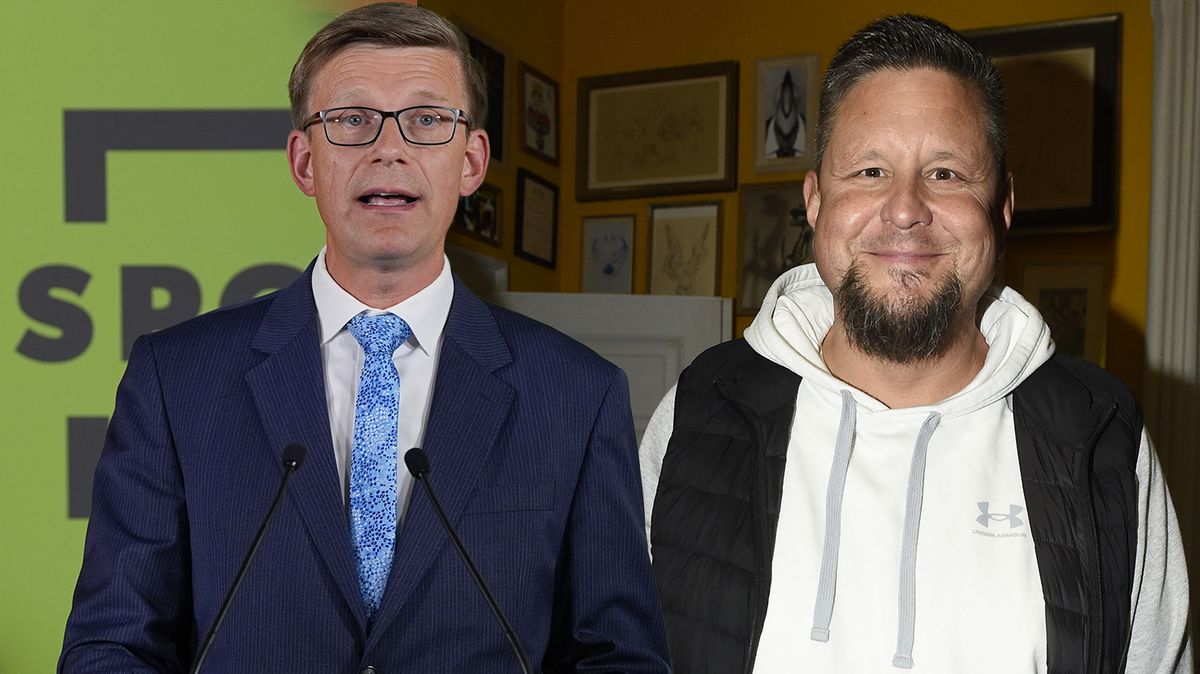 Vysmátí ministr Kupka a Michal Novotný to zase rozjeli a fanoušci zůstali jako opaření. Nad hercem houfně lámou hůl