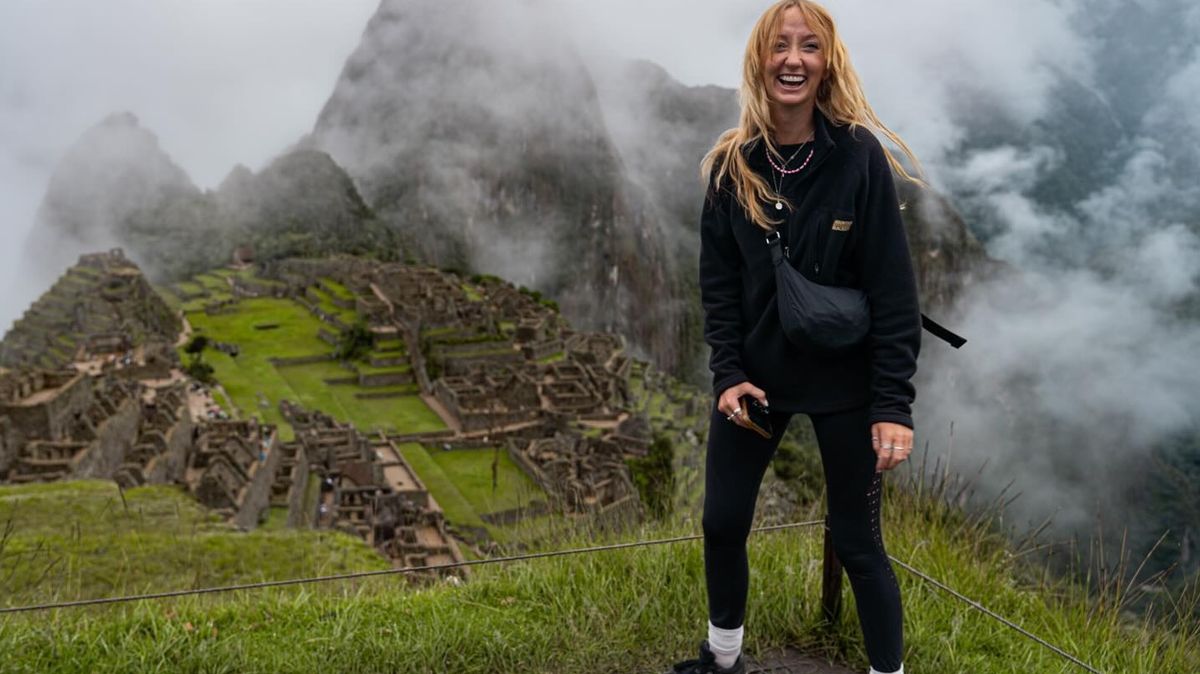 Před 15 lety vyrazila na dovolenou a už se nikdy nevrátila: Díky internetovým trollům bohatnu, směje se influencerka