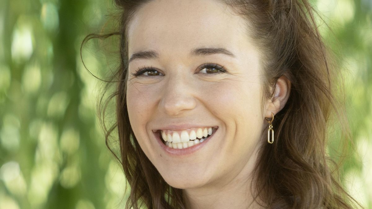 Je to má šestá role, kde mě zabili, prozradila herečka, která aktuálně žije v New Yorku. Její oči zná celý svět