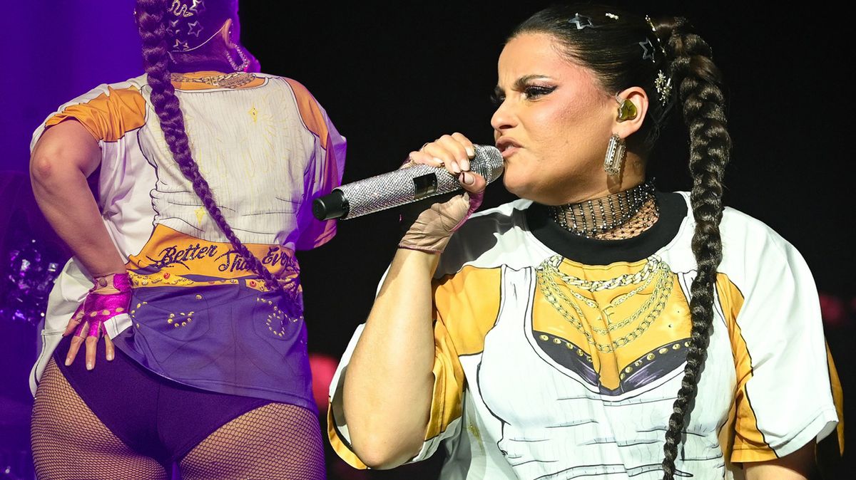 Nazvali ji nadívaným krocanem. Teď Nelly Furtado předvedla své kypré a kritizované pozadí jen v kalhotkách!