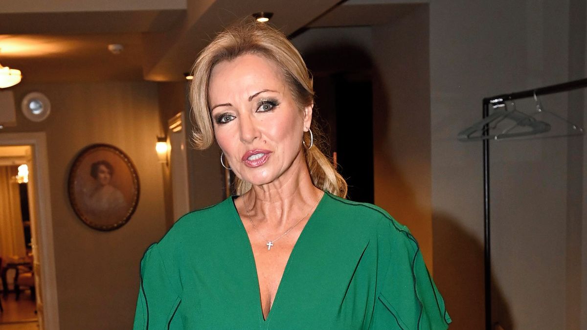 Milovnice přírody Kateřina Brožová dojala videem s vysíleným a žíznivým ptáčetem: Je z něj hit sociálních sítí