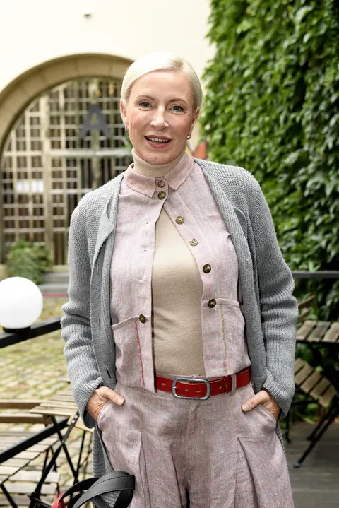 S umělou kyčlí se pustila do tréninku tance: Zpěvačka Renata Drössler (62) bude soutěžit už jako čerstvá babička