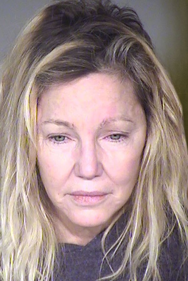 Fanoušci Heather Locklear nemohou uvěřit, jak úžasně v 63 letech vypadá: Amanda z Melrose Place se odrazila ode dna a září - fotka 1/1