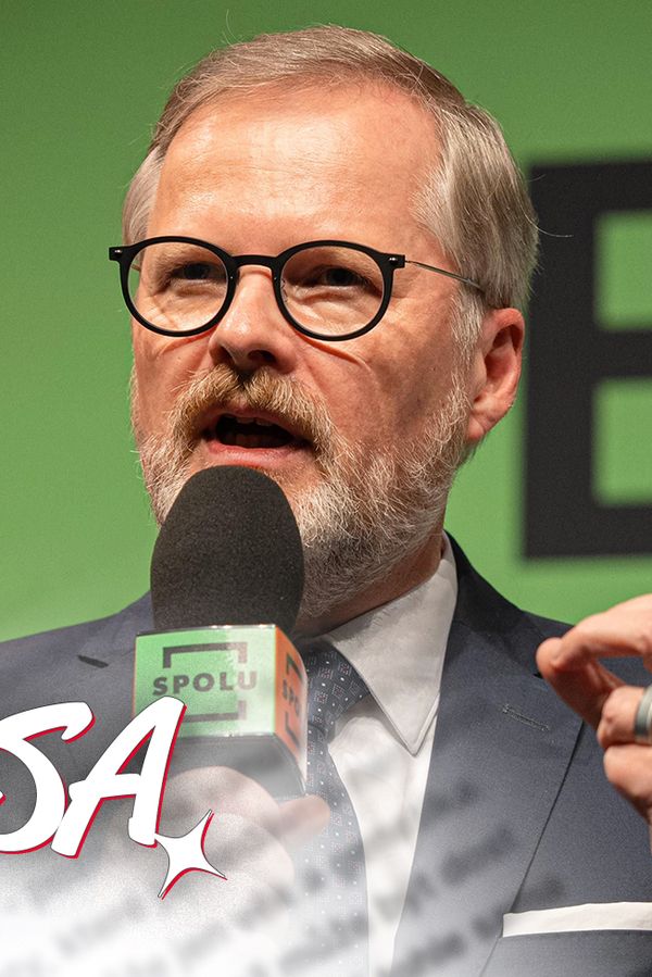 Glosa: Čtyři roky připomínal spící pannu, teď hýří aktivitou. Stačit to nebude, Petře Fialo! - fotka 1/1
