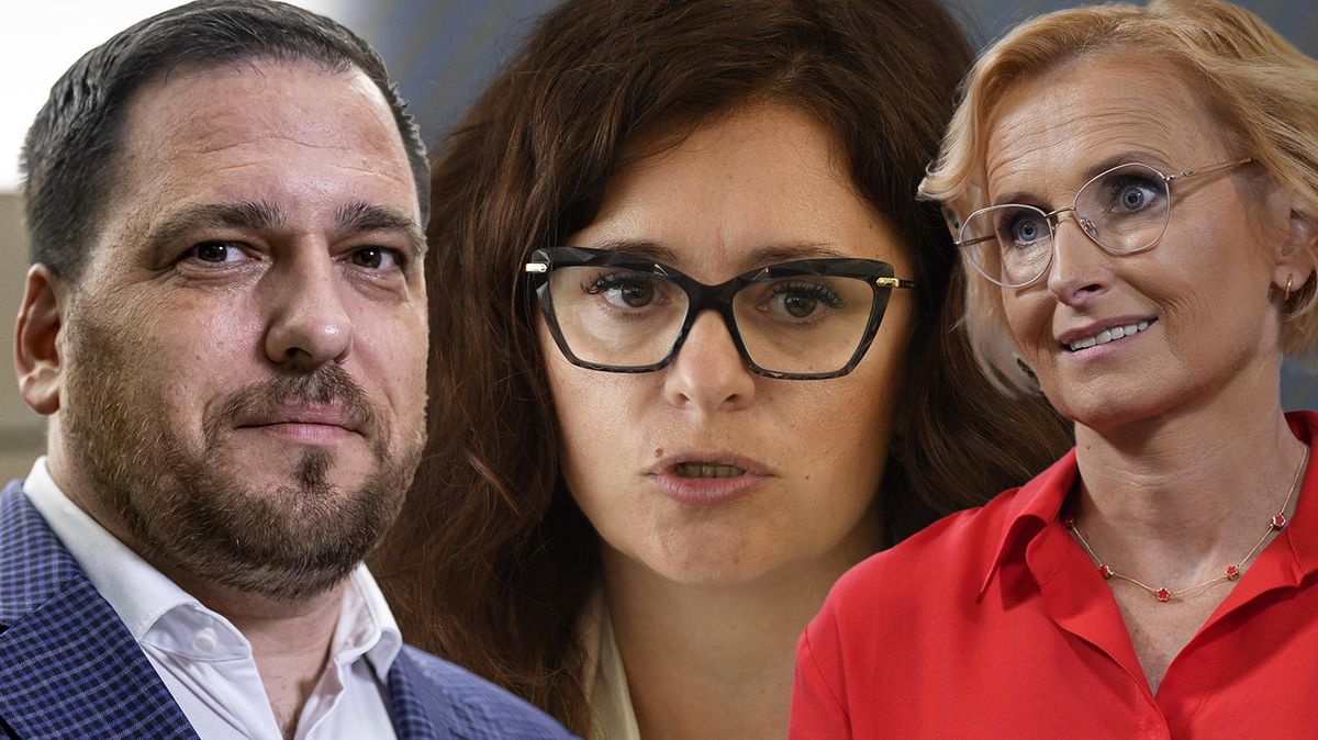 Zdechovský „vyznal lásku“ Kateřině Konečné a pak zesměšnil Jermanovou, která se jí zastala. Lidé mu „nadávali do hovad“