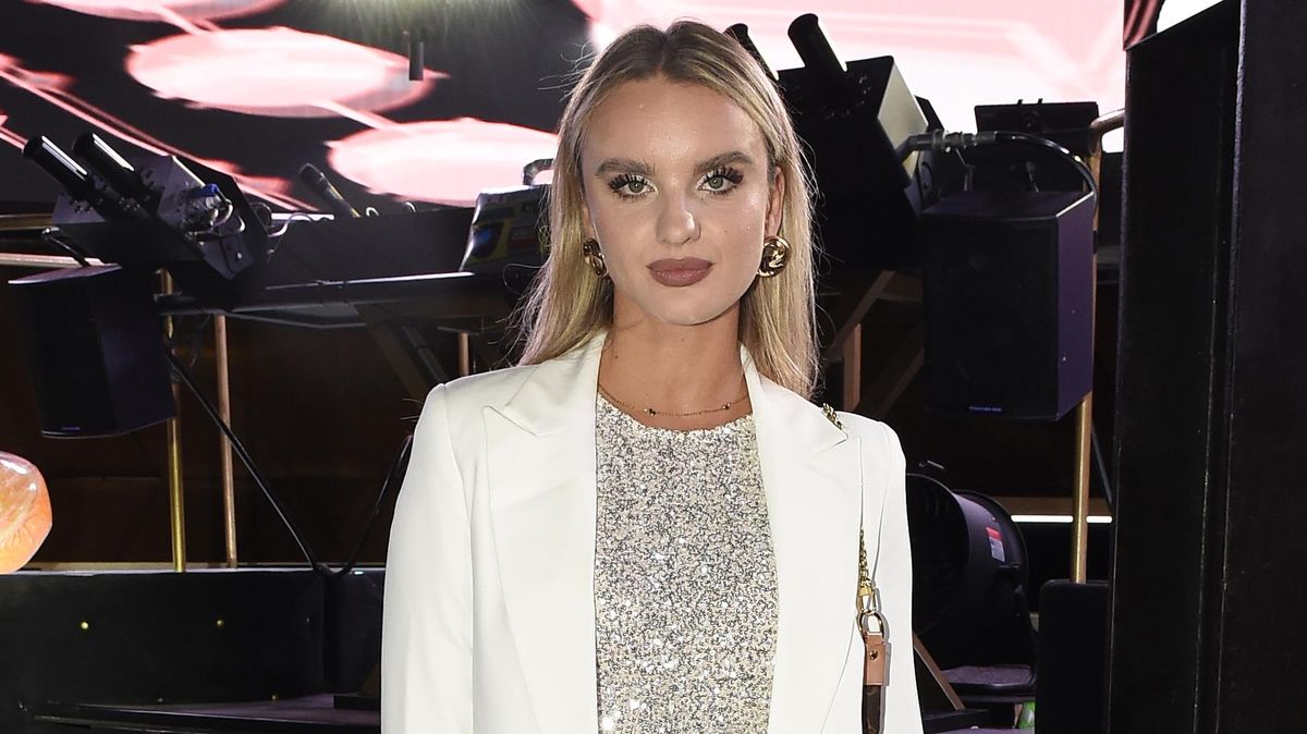 Vrchní díl bikin si oblékla záměrně obráceně! Vítězka Love Islandu Kristina Viglaská ukázala dokonalé tělo