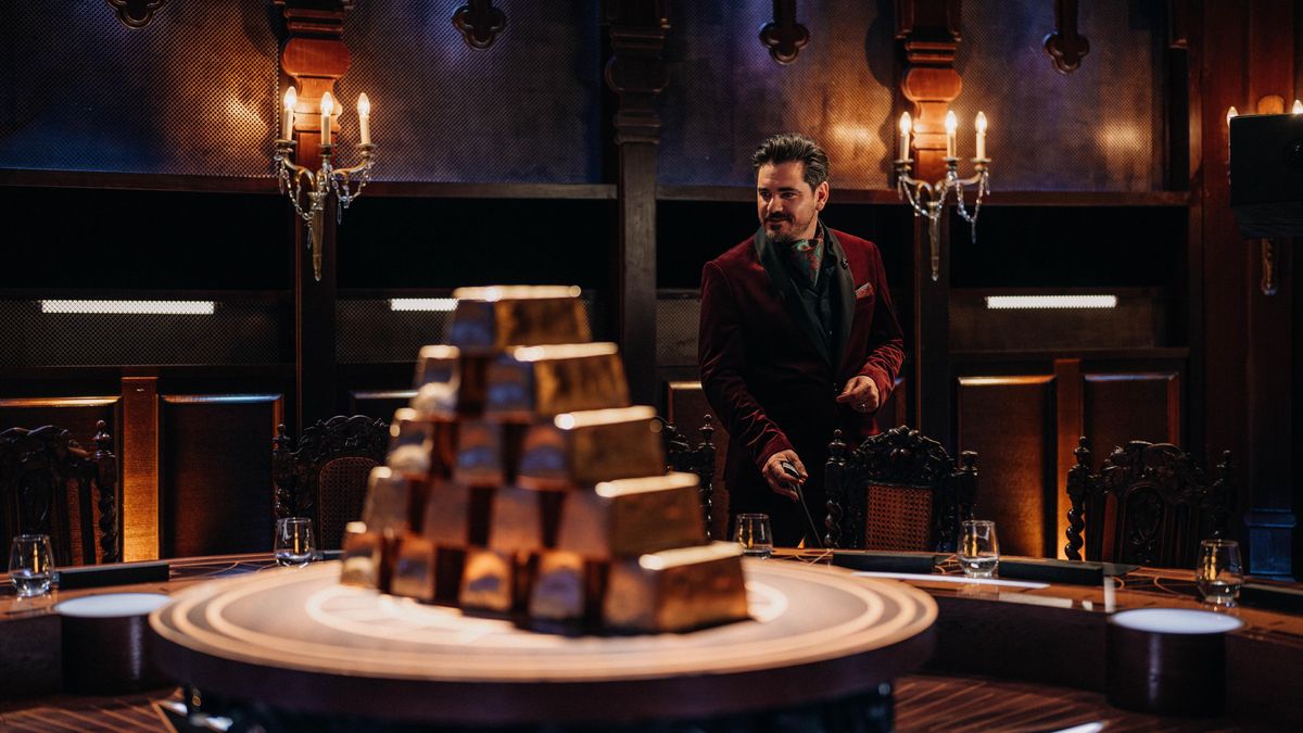 Tak na ty důvěřivý paka! Připil si s úšklebkem vítěz Zrádců. Finále diváky rozsekalo