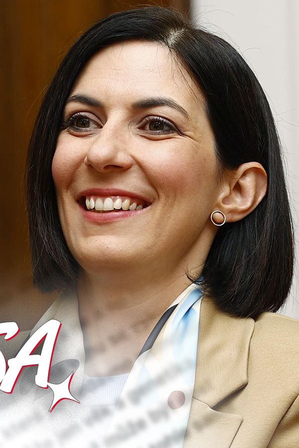 Glosa: Na rozdíl od vás jsem byla někdo! Pekarová Adamová se chystá na návrat mezi plebs - fotka 1/1