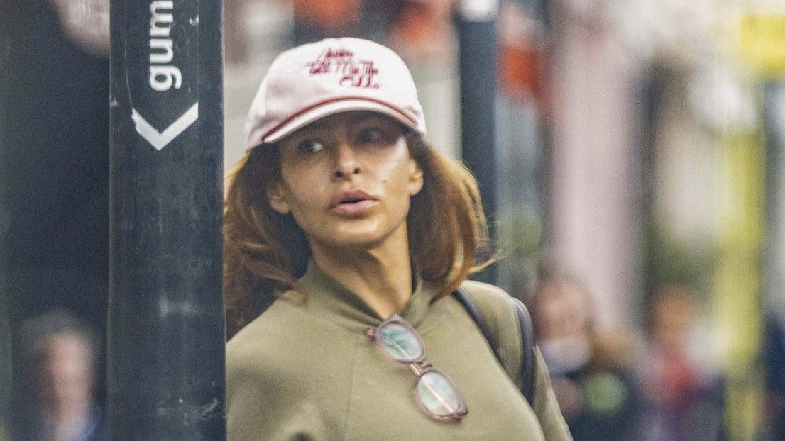Eva Mendes spatřena poprvé po devíti měsících. A rovnou bez make-upu