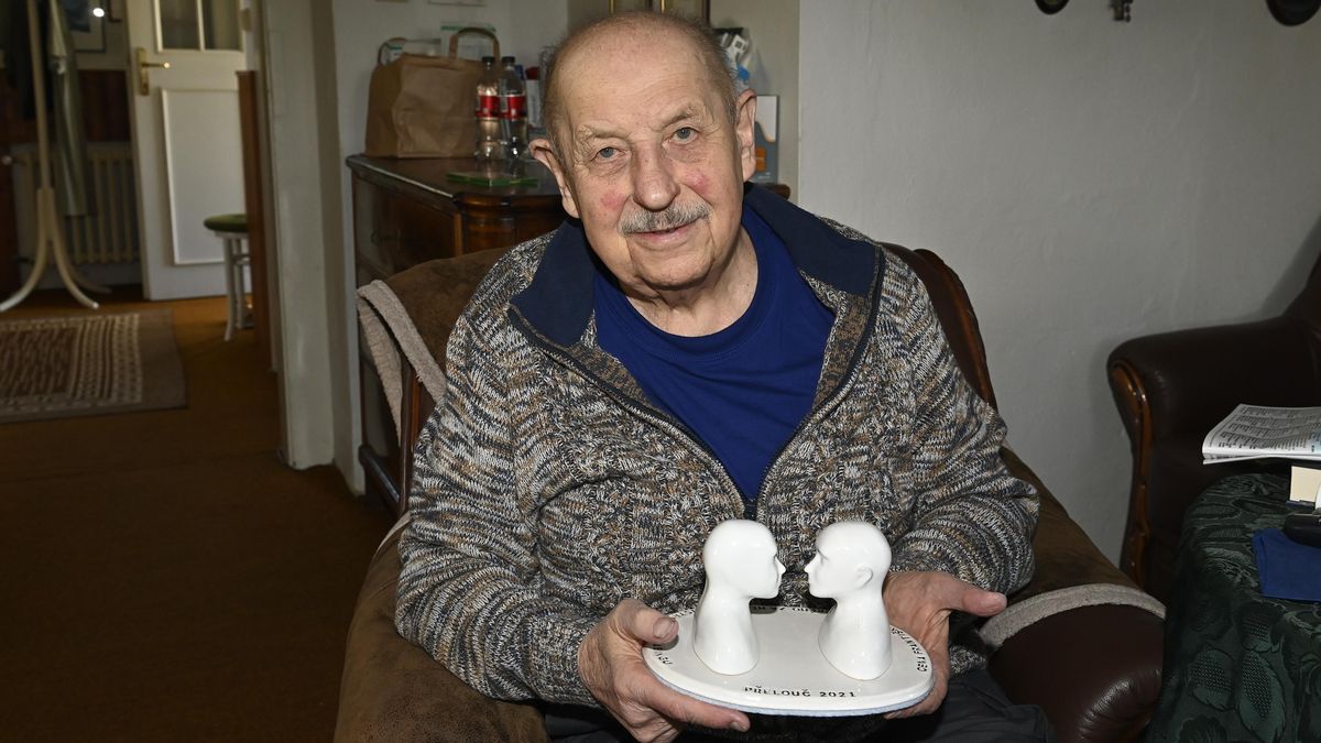 Jak je na tom rostlinář Jaromír, co zlobil se sirkami? Hrušínský mu léčil předek, zadek se líbil režiséru Menzelovi