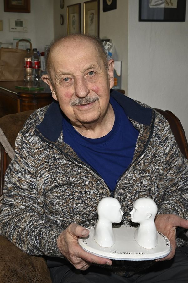 Jak je na tom rostlinář Jaromír, co zlobil se sirkami? Hrušínský mu léčil předek, zadek se líbil režiséru Menzelovi - fotka 1/1