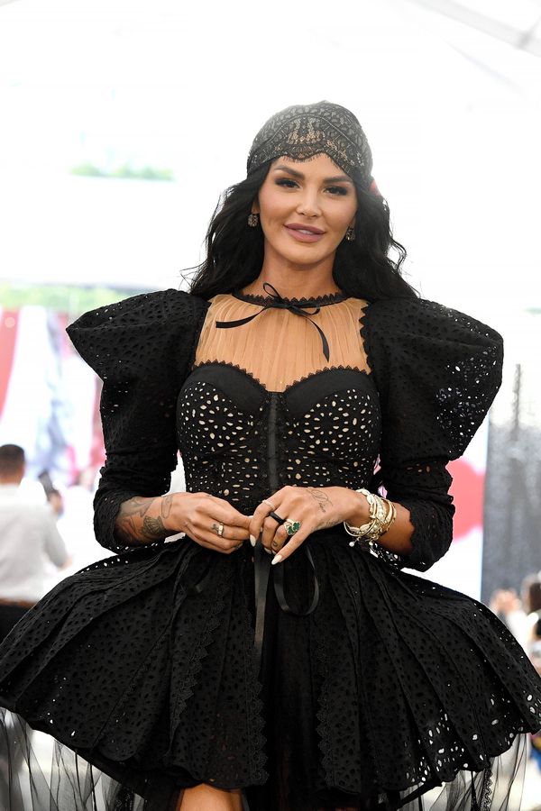 Víc je víc! Zuzana Plačková křtila dceru. Luxusní večírek v růžové a obřad v kostele - fotka 1/1