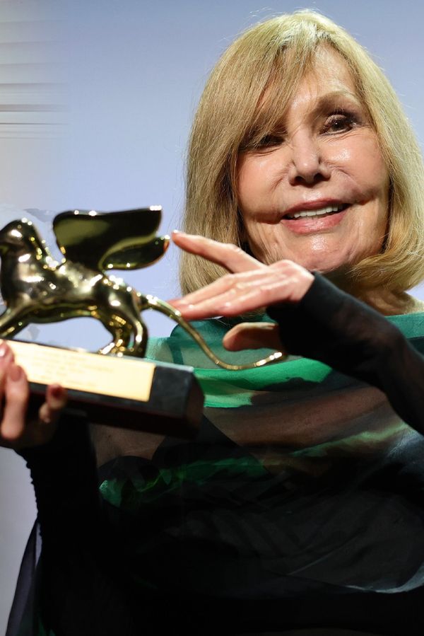 Hvězdu s českými kořeny ocenili Zlatým lvem v Benátkách: Kim Novak (92) dramaticky změnily plastiky. Rýpal do ní i Trump - fotka 1/1