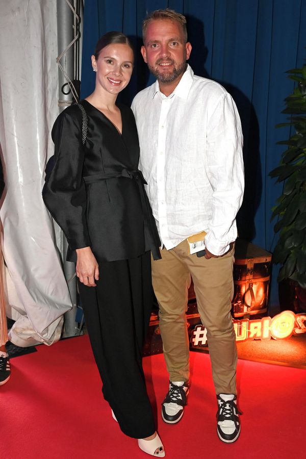 Libor Bouček odpočívá na rodinné dovolené. S manželkou se pochlubil rozkošnými dětmi, rostou jako z vody - fotka 1/1