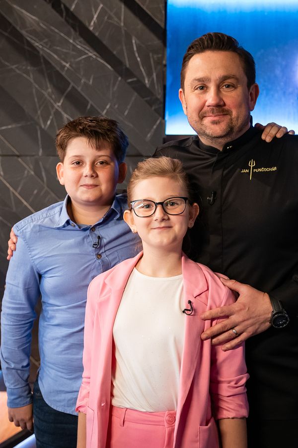 Jan Punčochář z Hell's Kitchen se pochlubil dětmi. V kuchyni už jsou stejně zdatní jako on - fotka 1/1