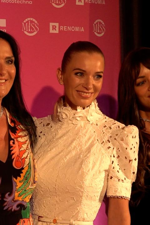 Těhotenství i porod v naprostém utajení! Česká Miss 2014 je už tři roky maminkou. A už předvádí plavky