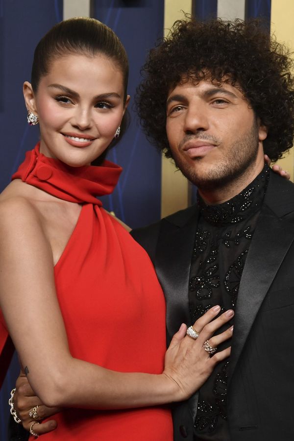 Selena Gomez se pochlubila fotkami ze svatby. Nádherná nevěsta v bílé a zasněný pohled novomanžela - fotka 1/1
