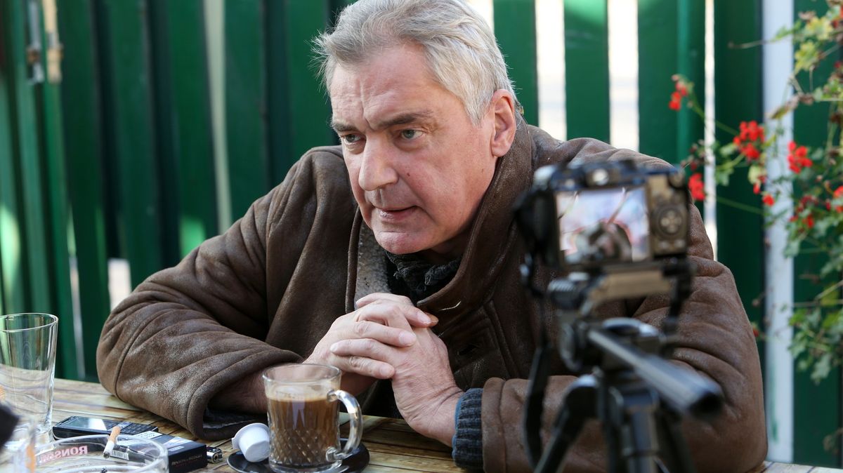Někdejší hvězda Novy Ivan Břešťák v slzách. Rok po svatbě přišel o manželku Kláru