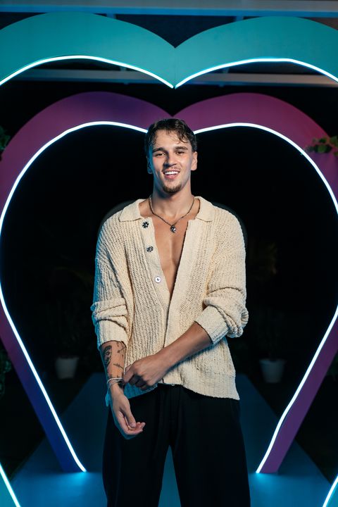 Tohle mě na holkách přitahuje! Honzi Michálek o účasti v Love Islandu. Postelovým hrátkám se na vile bránit nebude