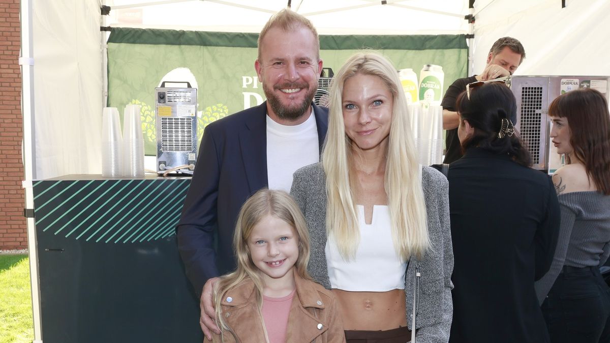 Šéfkuchař Marek Raditsch se pochlubil rodinkou. Z roztomilé dcery je kopie manželky