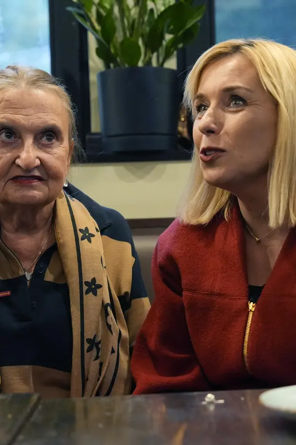 Pojď na mou hruď: Holubová si s Nerudovou náramně notovala. Herečka si neodpustila rýpanec do Babišova hnutí - fotka 1/1