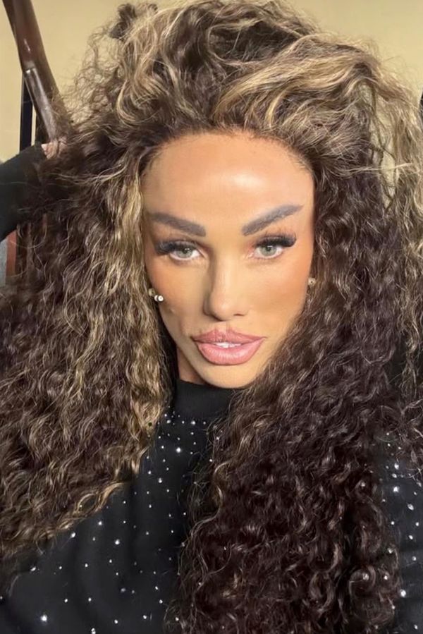 Katie Price šokuje další změnou vzhledu: Údajná stylizace do Afroameričanky byla pro mnohé už příliš - fotka 1/1